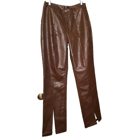 Pretty Little Thing Faux Leather Croc Split Hem Skinny Trousers Size 8 Choc - Picture 2 of 14